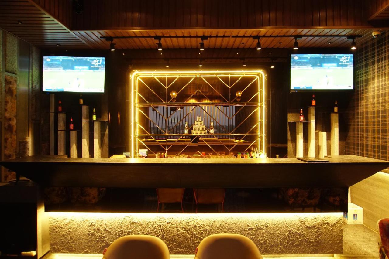 坎普尔 Red Orchid酒店 外观 照片